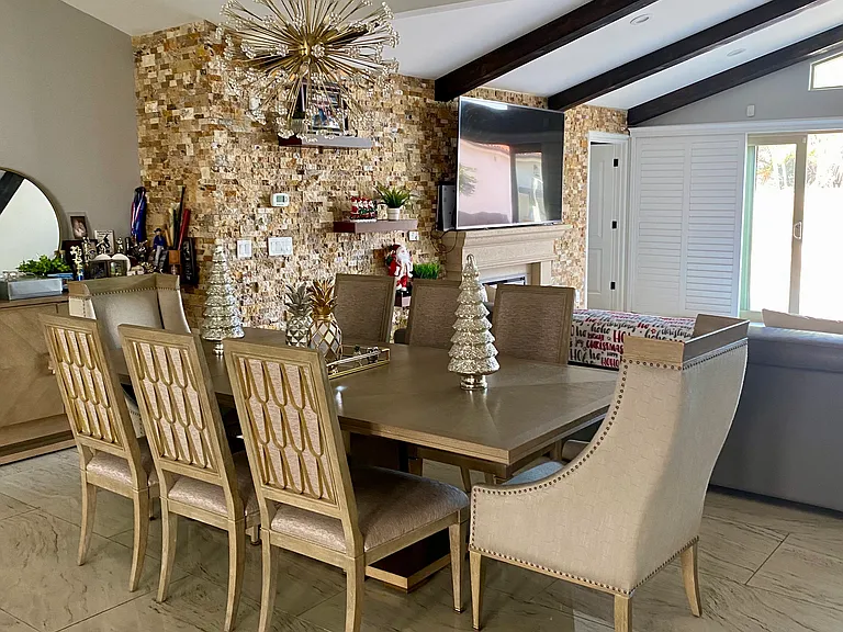 8145 Valdina Dr — Photo 4