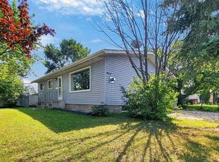 11114 E 92b St, Grande Prairie, AB T8V 3M6