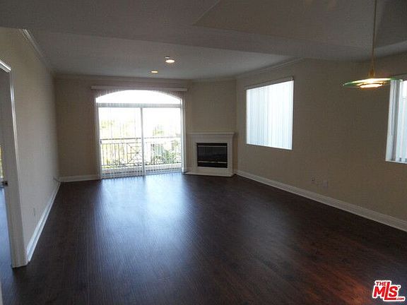 2nd image of 2121 S Bentley Ave APT 302