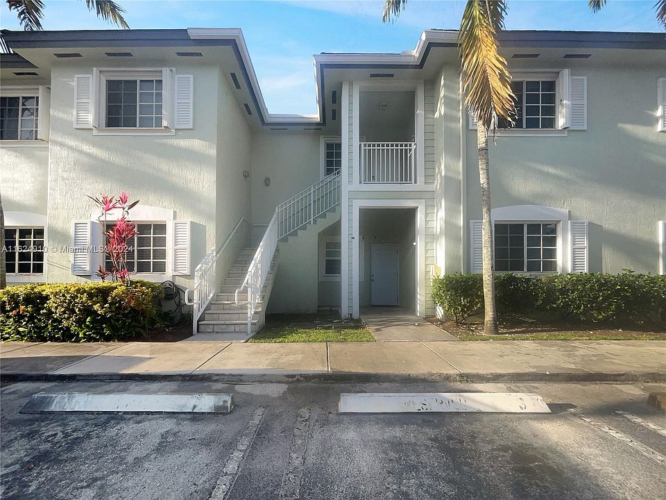 1st image of 2730 NE 4th St Unit 205