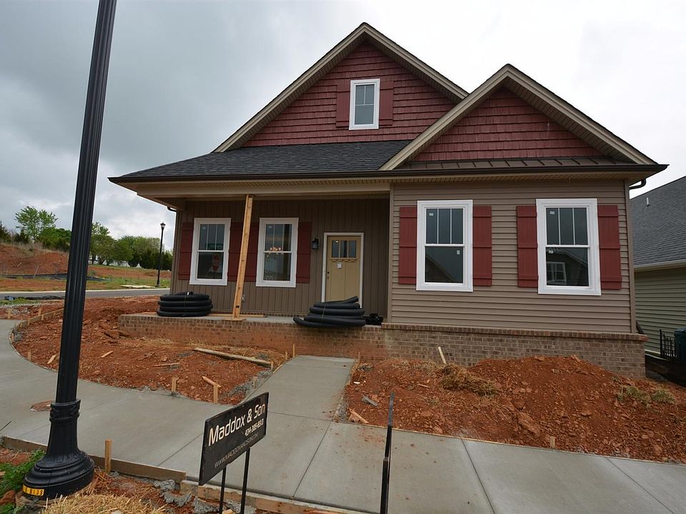 1st image of 303 Hunterdale Dr