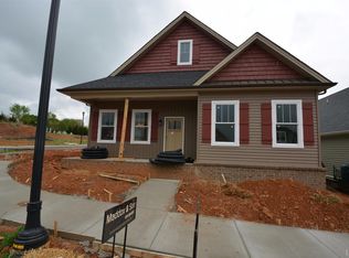 303 Hunterdale Dr, Lynchburg, VA 24502