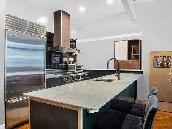 129 Lafayette Street image 2 of 11