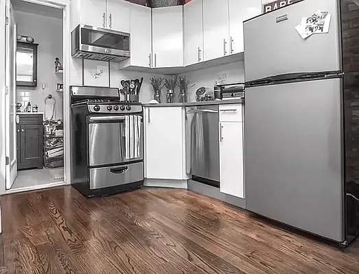 Rented by REAL New York | media 2