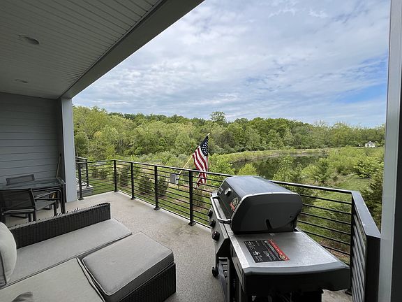 2nd Floor Balcony