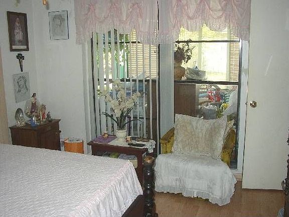 2nd image of 10307 Del Mar Cir