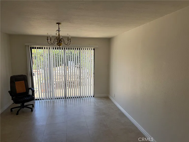 25311 Hillary Ln — Photo 21
