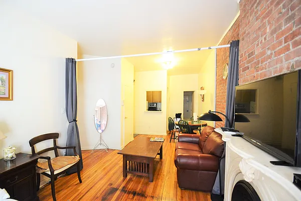 Rented by Lasri Group Inc | media 15