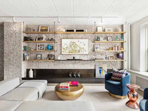 28 E 4th St APT 4W, New York, NY 10003