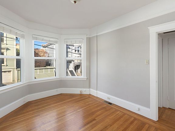 4th image of 1896 Green St #2806