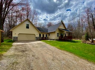 9898 Pinehurst Dr, Elmira, MI 49730