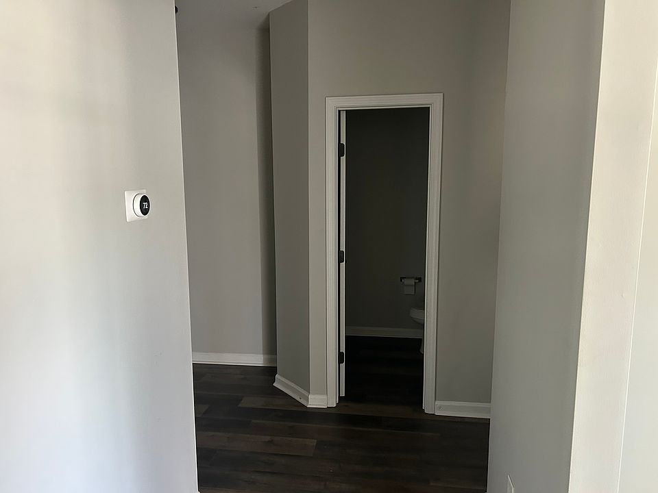 1st image of 3827 Briargate Ln