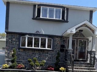151 Holly Ave, Staten Island, NY 10308