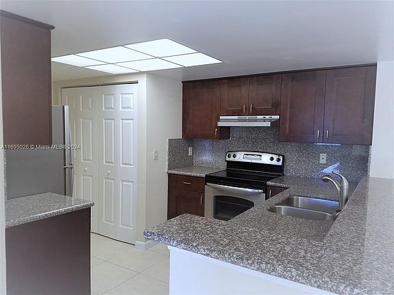 4th image of 9122 W Atlantic Blvd APT 724