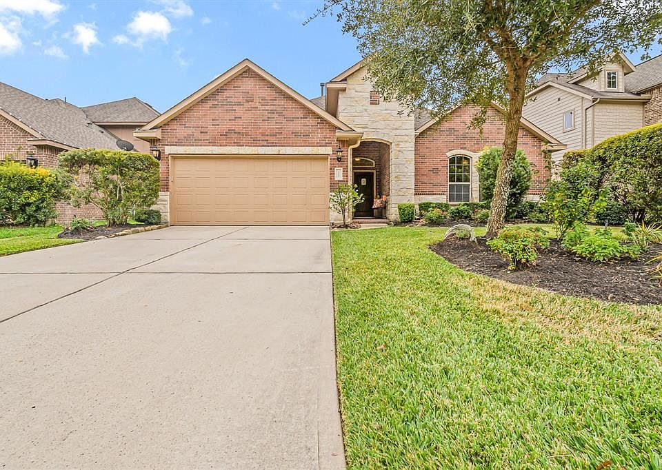 1st image of 153 Jaxxon Pointe Dr