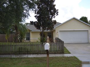 105 Meadowglen Ct, Minneola, FL 34715