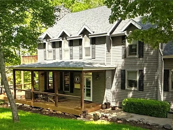 315 Country Ridge Dr, Camdenton, MO 65020