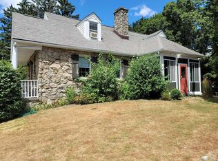 2 Hart Dr #1, Poughkeepsie, NY 12603