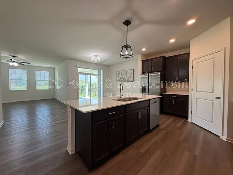 14729 S Greenbriar Dr — Photo 13