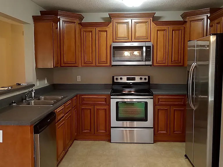 114 Miller St NE — Photo 6