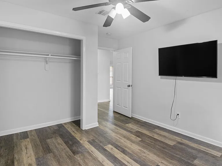 40450 Hawthorne Dr — Photo 9