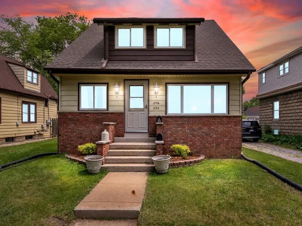 2154 S 69th STREET, West Allis, WI 53219