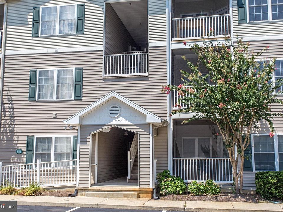 1st image of 500 Cascade Ln Unit 503