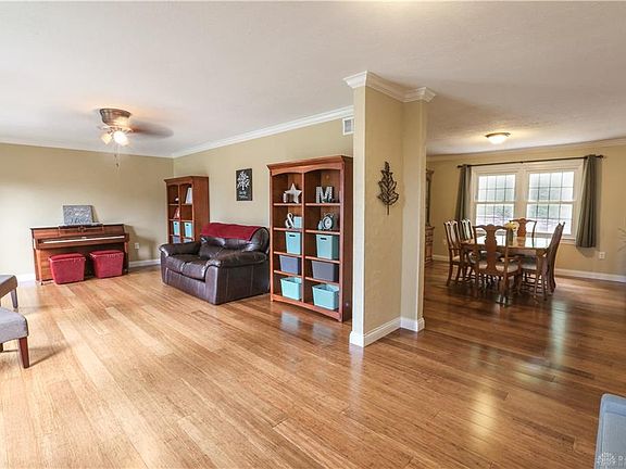 5th image of 2860 Stauffer Dr