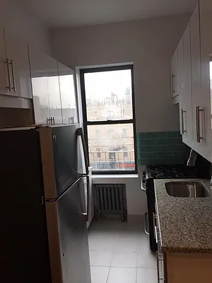 Rented by Arvik Group Real Estate | media 18