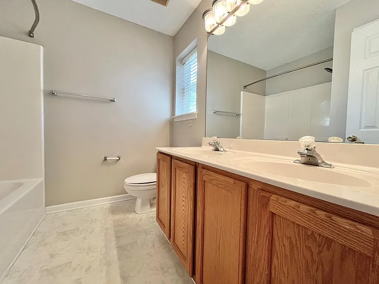 2025 McNeil Paper Ct — Photo 18