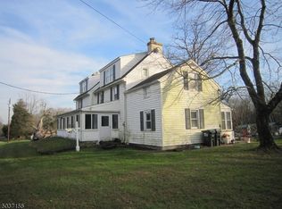 302 Byram Kingwood Rd, Frenchtown, NJ 08825