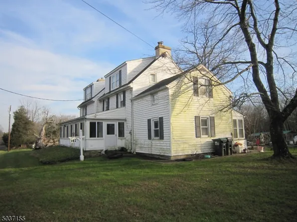 302 Byram Kingwood Rd, Frenchtown, NJ 08825