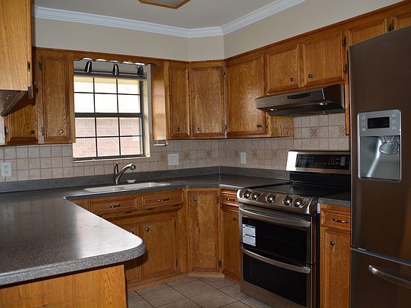 4th image of 212 S Parkridge Dr