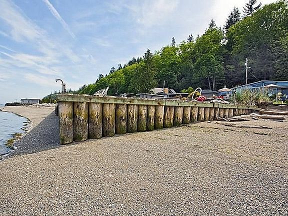 2nd image of 2929 Tillicum Beach Dr