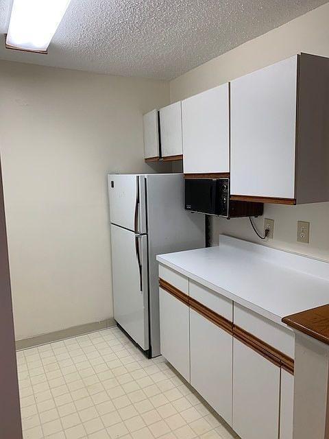 1st image of 1614 W Abingdon Dr APT 302