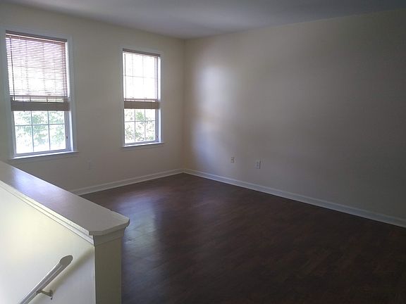 4th image of 5A Bonniefield Cir