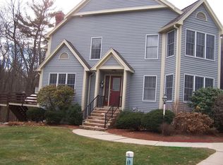 11 Forest Ln, Hopkinton, MA 01748