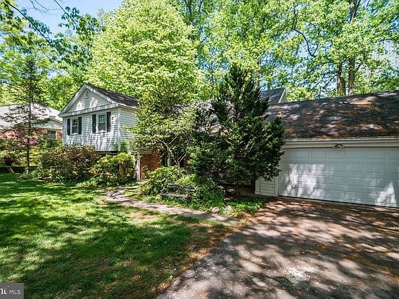 2nd image of 7404 Galanis Dr
