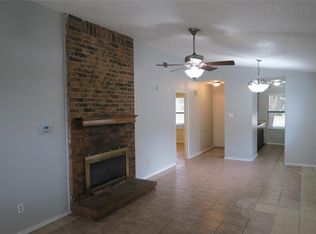 5709 Mansfield Rd, Arlington, TX 76017