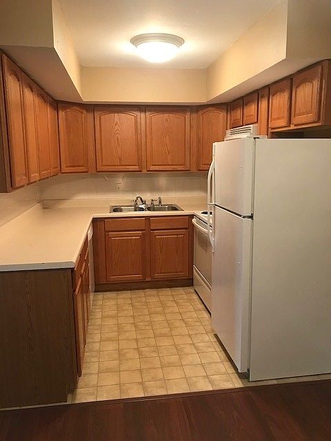 1st image of 11546 Concord Village Ave APT G
