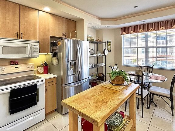 3rd image of 1133 Van Loon Commons Cir APT 205