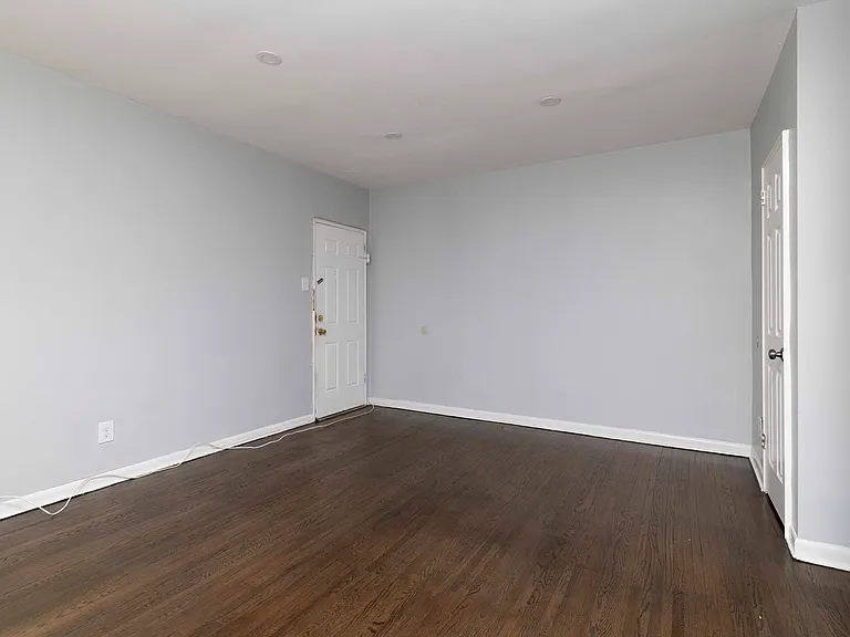 712-718 E Main St #711-3A — Photo 9