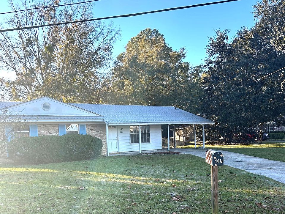 1st image of 101 Pecanwood Dr
