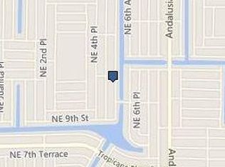 1026 NE 5th Pl, Cape Coral, FL 33909