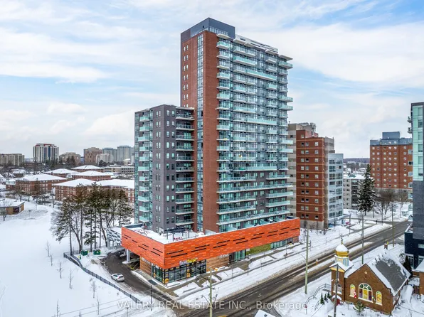 155 King St N #606, Waterloo, ON N2J 0E8