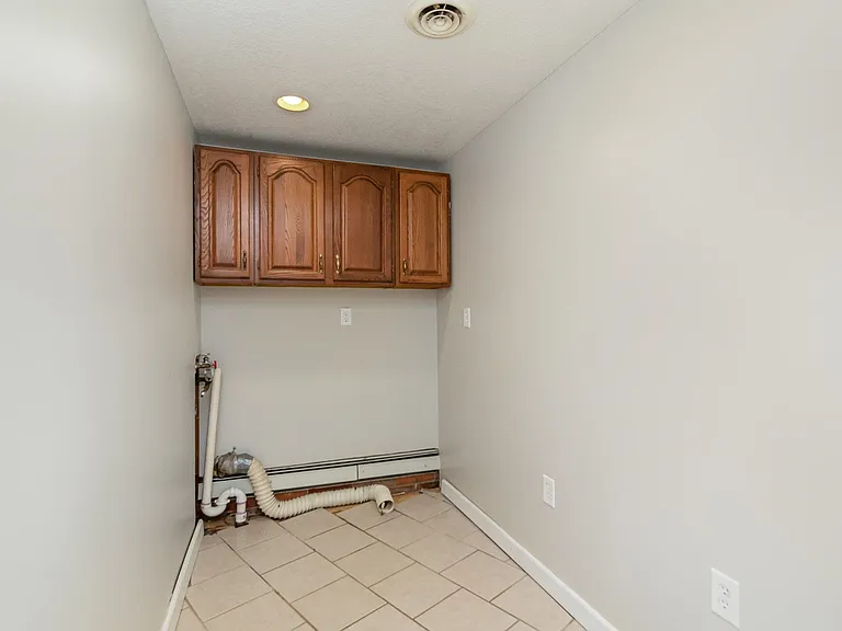 601 Gerald Ct — Photo 19