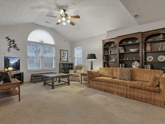 5th image of 3757 Mill Stream Dr #12