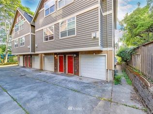 7805 12th Ave NE, Seattle, WA 98115