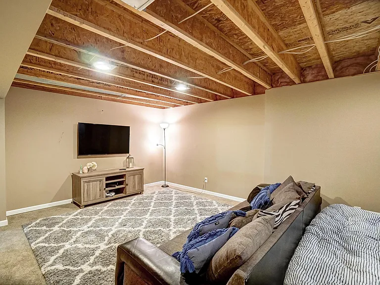 3234 Walkerview Dr — Photo 44