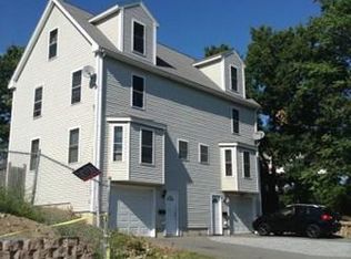 24 Woodland St, Lawrence, MA 01841